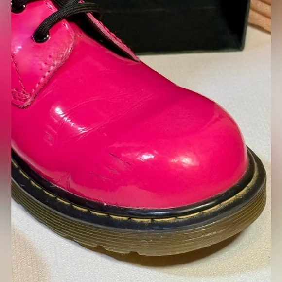 Dr. Martens Hot Pink Patent Leather 8 Hole Boot with Zipper Sz W7/M6 - Picture 5 of 6